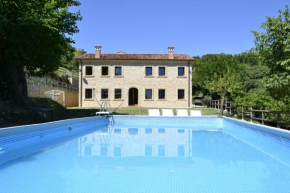 Гостиница Casale La Rocchetta  Лониго